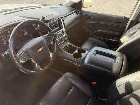 Used 2019 Chevrolet Suburban LT AWD/4WD image 2