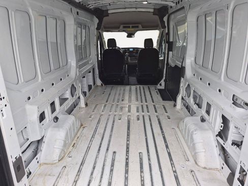 Used 2020 Ford Transit 250 Medium Roof RWD image 28