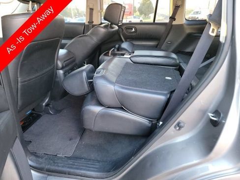 Used 2014 INFINITI QX80 4WD w/ Deluxe Touring Package image 29