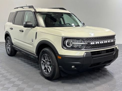 Used 2025 Ford Bronco Sport Big Bend w/ Convenience Package AWD/4WD image 3