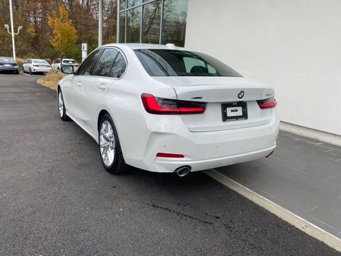 Used 2025 BMW 330i xDrive Sedan w/ Convenience Package image 9