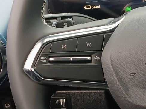 New 2026 Chevrolet Equinox EV LT image 9