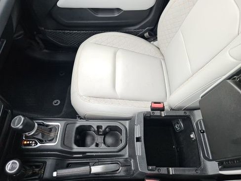Used 2021 Jeep Gladiator Overland image 46