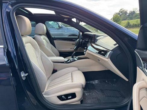 Used 2017 BMW 530i RWD image 41