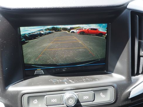 Used 2018 GMC Terrain SLE FWD image 24