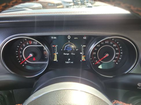 Used 2022 Jeep Gladiator Mojave w/ LED Lighting Group AWD/4WD image 33