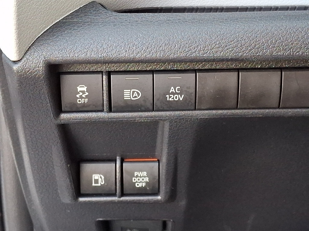 Certified 2025 Toyota Sienna XLE w/ XLE Plus Package AWD/4WD image 28