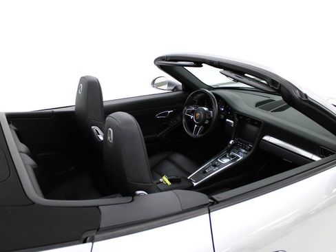 Used 2017 Porsche 911 Carrera image 45