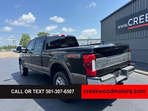 Used 2017 Ford F250 King Ranch w/ King Ranch Ultimate Package AWD/4WD image 3