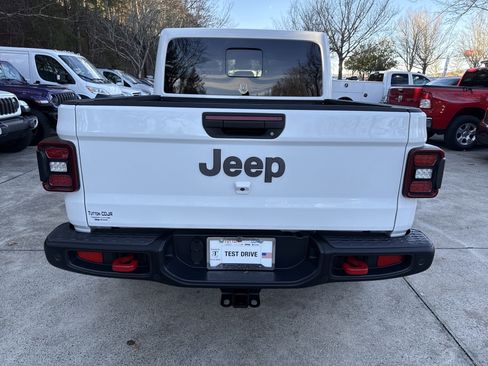 Used 2020 Jeep Gladiator Rubicon image 6