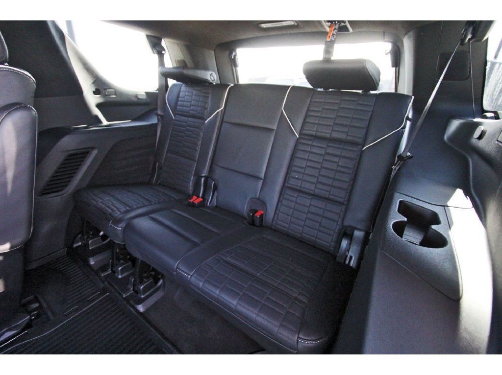 Certified 2026 Cadillac Escalade Platinum Sport w/ LPO, ONYX Package AWD/4WD image 13