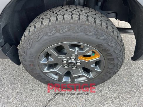 Used 2026 Ford Maverick Tremor AWD/4WD image 13
