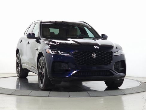 Used 2022 Jaguar F-PACE S image 10