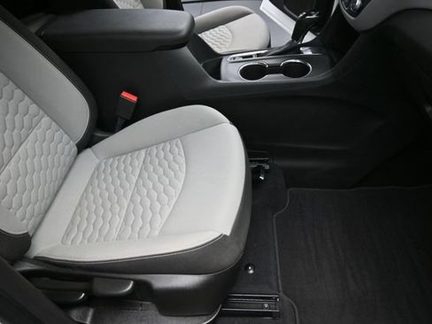 Used 2021 Chevrolet Equinox LS w/ LS Convenience Package FWD image 20