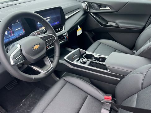 New 2026 Chevrolet Equinox LT w/ Convenience Package II image 7