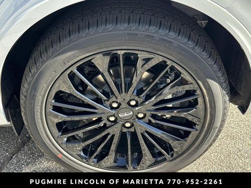 New 2026 Lincoln Corsair Reserve w/ Jet Appearance Package image 13