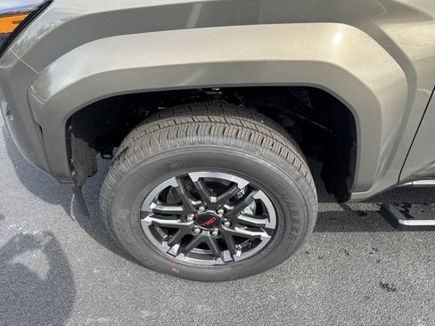 New 2025 Toyota Tacoma TRD Sport AWD/4WD image 9