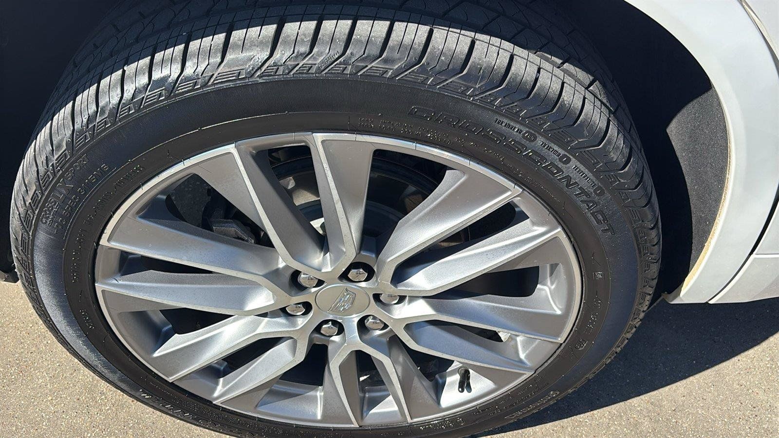Certified 2020 Cadillac XT6 Sport w/ Platinum Package AWD/4WD image 11
