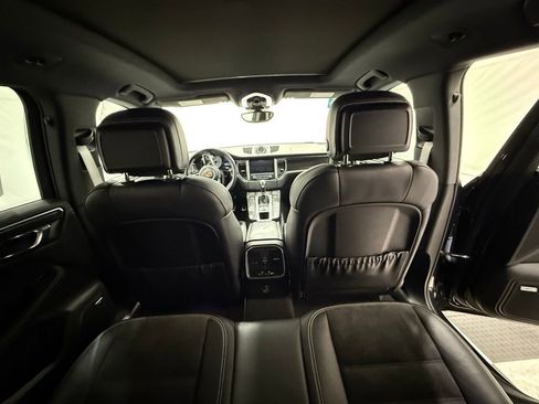 Used 2018 Porsche Macan GTS image 28