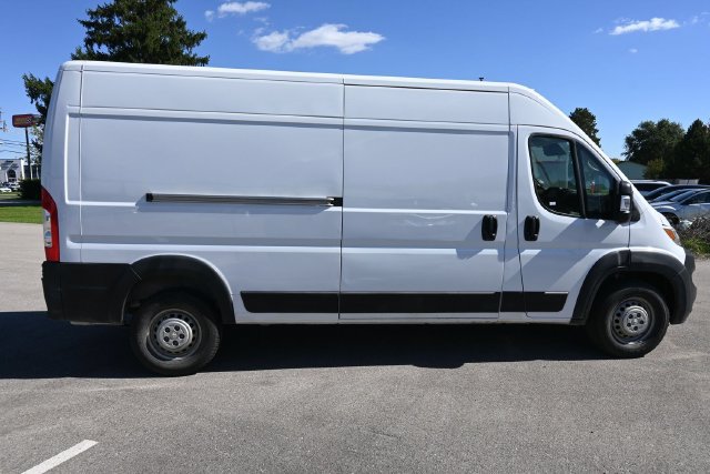 Used 2025 RAM ProMaster 2500 w/ Convenience Group FWD image 12