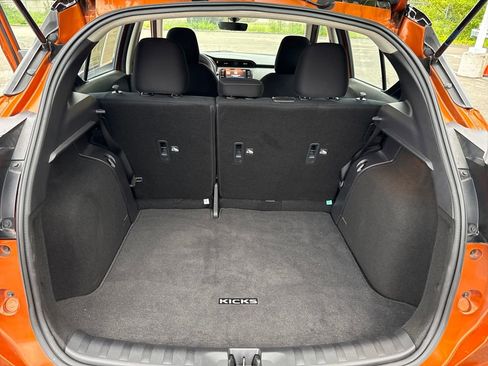 Used 2024 Nissan Kicks SV w/ Interior Electronics Package FWD image 24