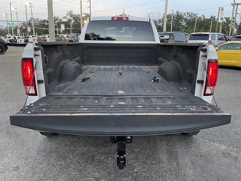 Used 2018 RAM 3500 Tradesman w/ Chrome Appearance Group image 37