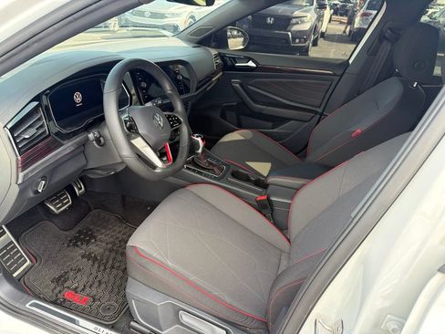 Used 2024 Volkswagen Jetta GLI 40th Anniversary Edition FWD image 6