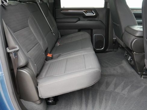 Used 2025 Chevrolet Silverado 2500 LT w/ Convenience Package image 22