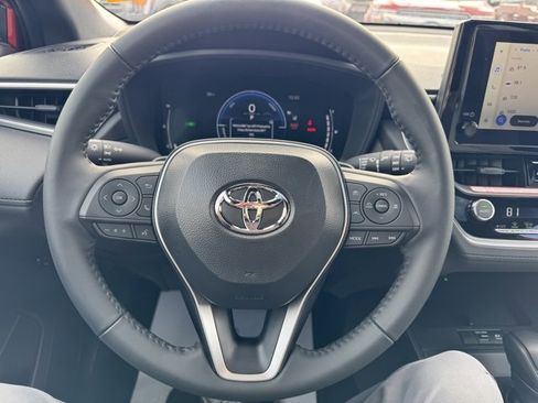 Certified 2026 Toyota Corolla Cross SE image 22