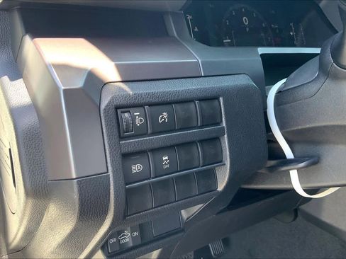 New 2026 Toyota Tacoma SR5 RWD image 20