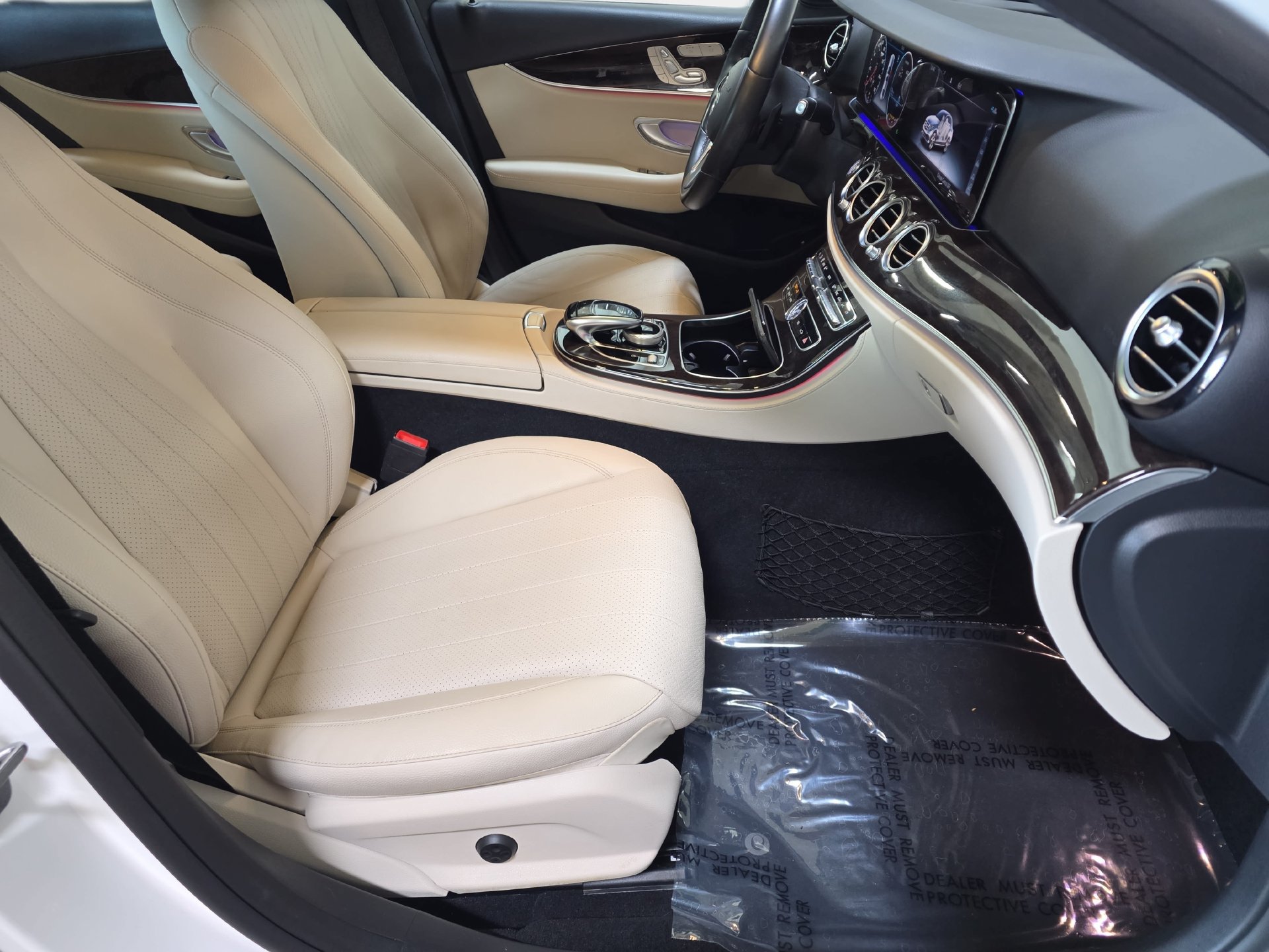 Certified 2020 Mercedes-Benz E 350 4MATIC Sedan image 10