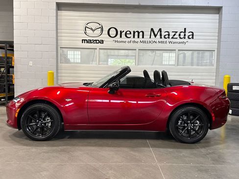 Used 2024 MAZDA MX-5 Miata Sport RWD image 26