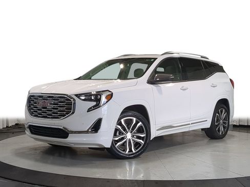 Used 2020 GMC Terrain Denali AWD/4WD image 1