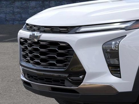 New 2026 Chevrolet Trax ACTIV w/ Sunroof Package FWD image 13