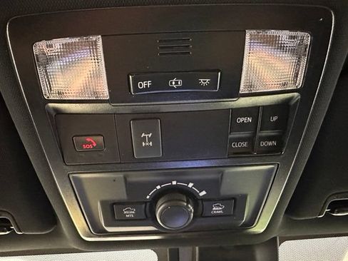 Used 2023 Toyota Tacoma TRD Off-Road w/ TRD Premium Off Road Package AWD/4WD image 15