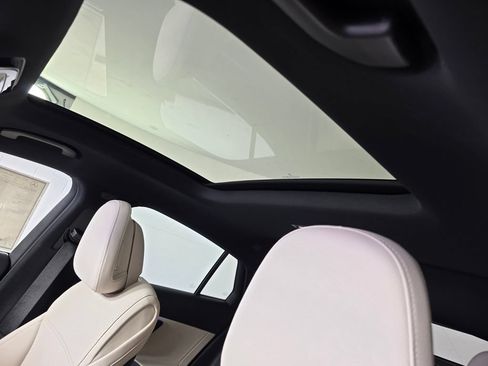 New 2027 Mercedes-Benz GLC 300 4MATIC image 9