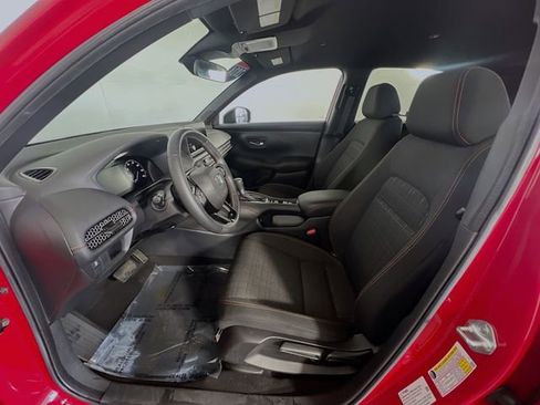 Used 2024 Honda HR-V Sport image 14