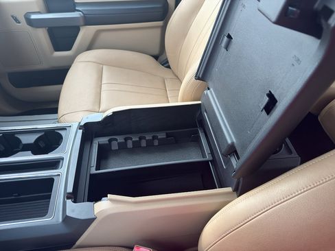 Used 2019 Ford F150 XLT w/ Equipment Group 302A Luxury image 27