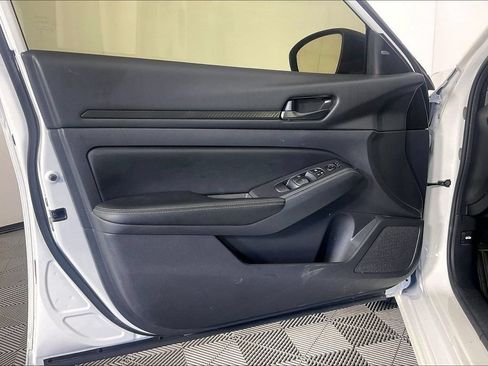 Used 2026 Nissan Altima 2.5 SV AWD/4WD image 19