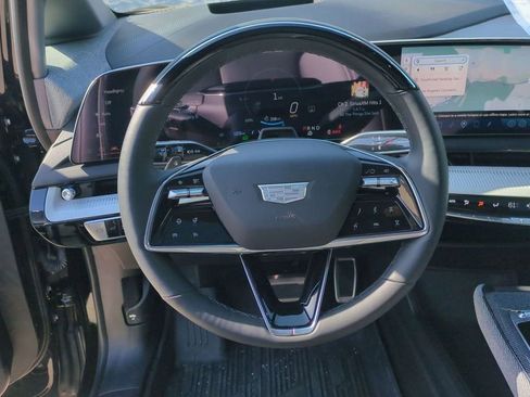 New 2025 Cadillac Optiq Sport 2 w/ LPO, Floor Liner Package image 21