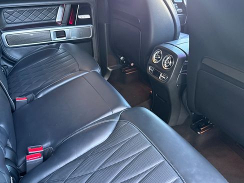 Used 2024 Mercedes-Benz G 63 AMG 4MATIC image 32