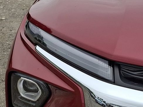 Used 2025 Chevrolet TrailBlazer LT AWD/4WD image 28