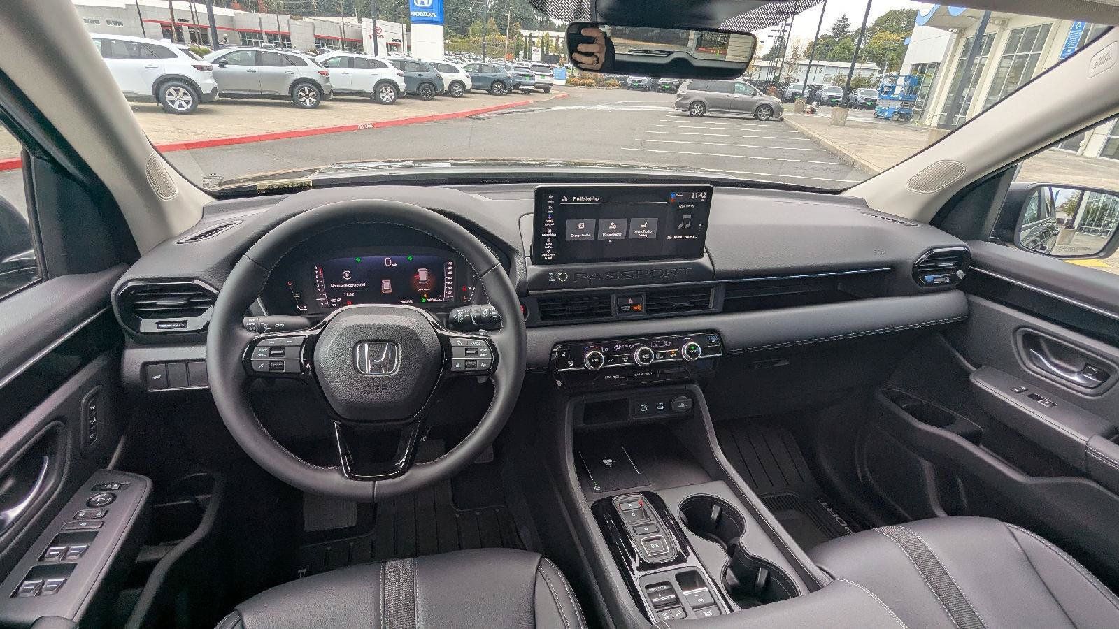 Used 2026 Honda Passport RTL image 17