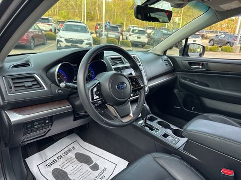 Used 2019 Subaru Outback 2.5i Limited AWD/4WD image 10