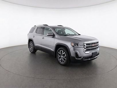 Used 2023 GMC Acadia SLT w/ Preferred Package