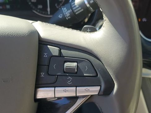Certified 2024 Cadillac XT6 Premium Luxury w/ LPO, Floor Liner Package AWD/4WD image 19