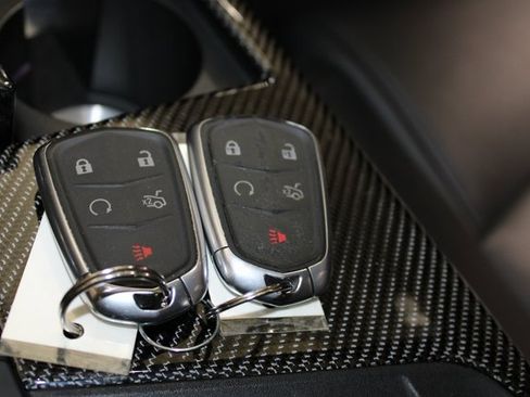 Used 2020 Cadillac CT6 V w/ LPO, Premium Carpet Package image 29