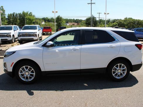 Certified 2024 Chevrolet Equinox LT FWD image 25