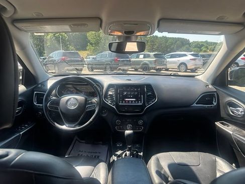 Used 2020 Jeep Cherokee Limited AWD/4WD image 22