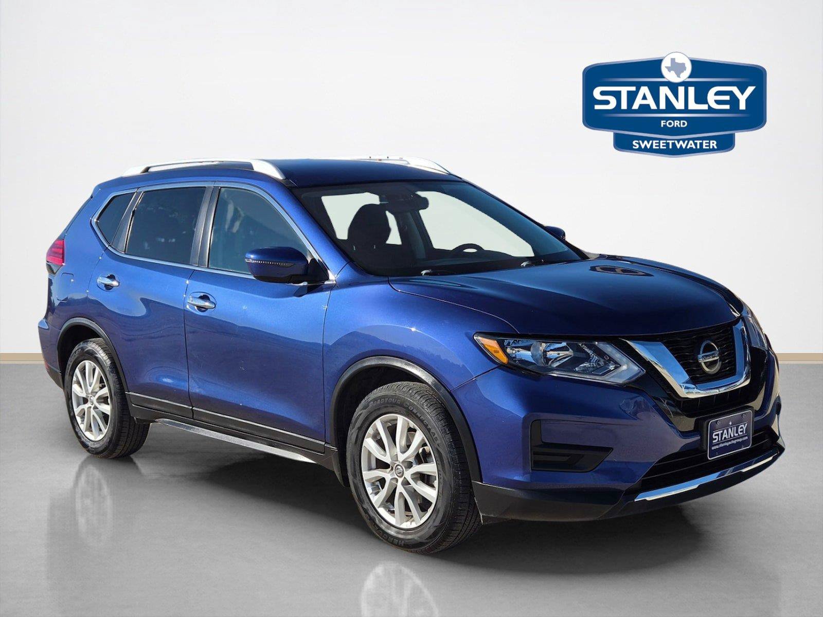 Used 2018 Nissan Rogue SV FWD image 1